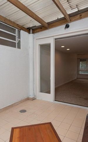 Casa à venda com 272m², 4 quartos e 3 vagasÁrea Comum 