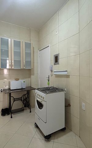 Apartamento à venda com 85m², 2 quartos e sem vaga Apartamento à venda com 85m², 2 quartos e sem vagaCozinha