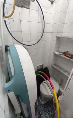 Apartamento à venda com 60m², 3 quartos e sem vaga Apartamento à venda com 60m², 3 quartos e sem vagaBanheiro de serviço