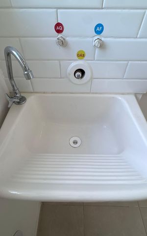 Apartamento para alugar com 48m², 2 quartos e 1 vaga Apartamento para alugar com 48m², 2 quartos e 1 vagaCozinha e Área de Serviço