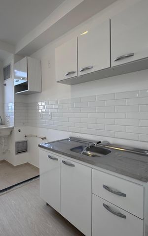 Apartamento para alugar com 48m², 2 quartos e 1 vaga Apartamento para alugar com 48m², 2 quartos e 1 vagaCozinha e Área de Serviço