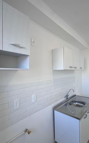 Apartamento para alugar com 48m², 2 quartos e 1 vaga Apartamento para alugar com 48m², 2 quartos e 1 vagaCozinha e Área de Serviço