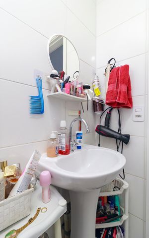 Apartamento à venda com 34m², 2 quartos e sem vaga Apartamento à venda com 34m², 2 quartos e sem vagaBanheiro