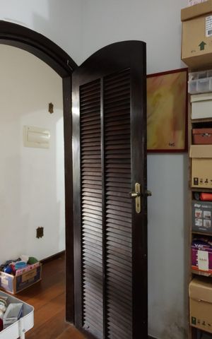 Casa de condomínio à venda com 367m², 5 quartos e 4 vagas Casa de condomínio à venda com 367m², 5 quartos e 4 vagasQuarto 1