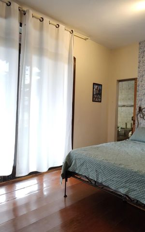 Casa de condomínio à venda com 367m², 5 quartos e 4 vagas Casa de condomínio à venda com 367m², 5 quartos e 4 vagasQuarto 3 - Suíte