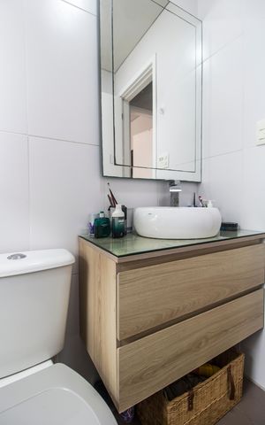 Apartamento à venda com 110m², 3 quartos e 2 vagas Apartamento à venda com 110m², 3 quartos e 2 vagasBanheiro