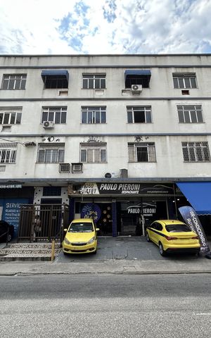 Apartamento à venda com 60m², 2 quartos e sem vagaFachada do Prédio