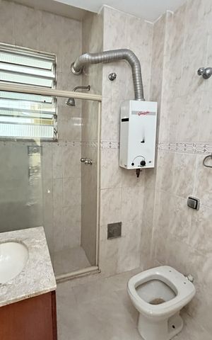 Apartamento à venda com 60m², 2 quartos e sem vagaBanheiro