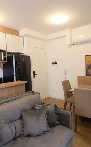 Apartamento à venda com 39m², 2 quartos e 2 vagasSala