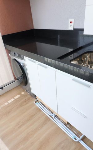 Apartamento à venda com 39m², 2 quartos e 2 vagasCozinha e Área de Serviço