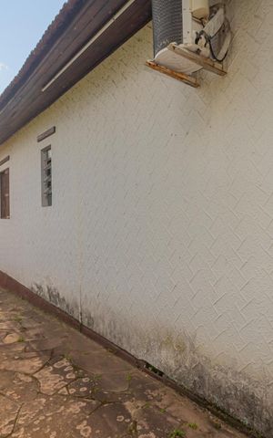 Casa à venda com 132m², 2 quartos e 2 vagas Casa à venda com 132m², 2 quartos e 2 vagasÁrea externa/garagem