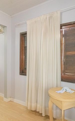 Casa à venda com 132m², 2 quartos e 2 vagas Casa à venda com 132m², 2 quartos e 2 vagasSala