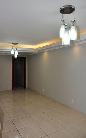 Casa para alugar com 230m², 3 quartos e 2 vagas Casa para alugar com 230m², 3 quartos e 2 vagasDetalhe - Sala