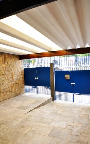 Casa para alugar com 230m², 3 quartos e 2 vagas Casa para alugar com 230m², 3 quartos e 2 vagasGaragem
