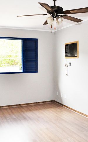 Casa para alugar com 230m², 3 quartos e 2 vagas Casa para alugar com 230m², 3 quartos e 2 vagasDetalhe - Quarto 01 com Suíte