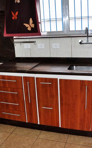 Casa para alugar com 230m², 3 quartos e 2 vagas Casa para alugar com 230m², 3 quartos e 2 vagasDetalhe - Cozinha