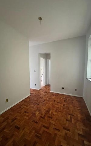 Apartamento à venda com 50m², 1 quarto e 1 vaga Apartamento à venda com 50m², 1 quarto e 1 vagaSala