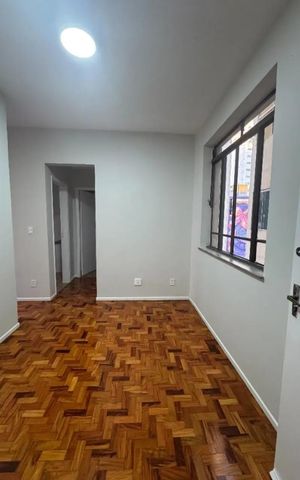 Apartamento à venda com 50m², 1 quarto e 1 vaga Apartamento à venda com 50m², 1 quarto e 1 vagaSala