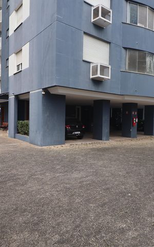 Apartamento à venda com 65m², 2 quartos e 1 vagaÁrea comum