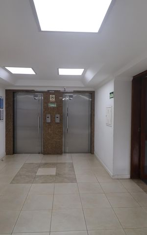 Apartamento à venda com 65m², 2 quartos e 1 vagaHall de entrada