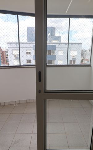 Apartamento à venda com 65m², 2 quartos e 1 vagaSacada