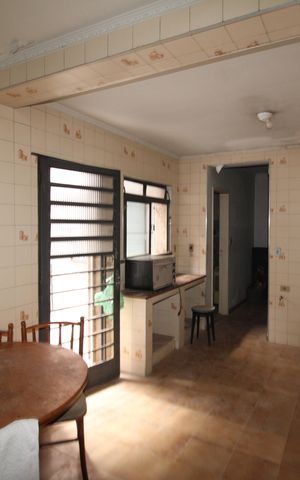 Casa para alugar com 200m², 2 quartos e 3 vagasCozinha