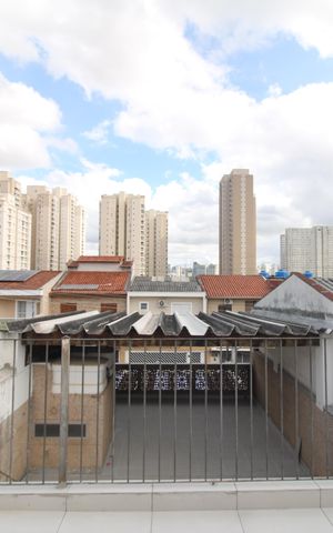 Casa para alugar com 200m², 2 quartos e 3 vagasQuintal