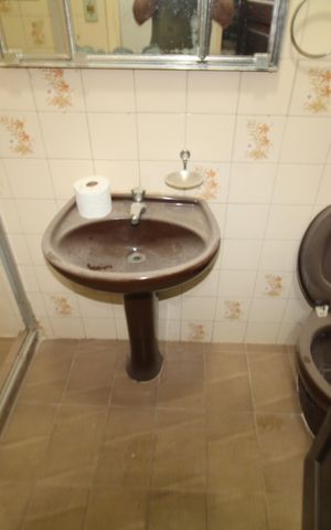 Casa para alugar com 200m², 2 quartos e 3 vagasBanheiro 2