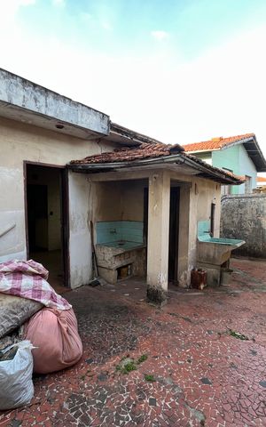 Casa para alugar com 150m², 3 quartos e 2 vagas