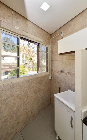 Casa para alugar com 110m², 2 quartos e 1 vaga Casa para alugar com 110m², 2 quartos e 1 vagaÁrea de Serviço