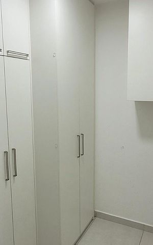 Apartamento para alugar com 149m², 3 quartos e 2 vagas Apartamento para alugar com 149m², 3 quartos e 2 vagasCozinha