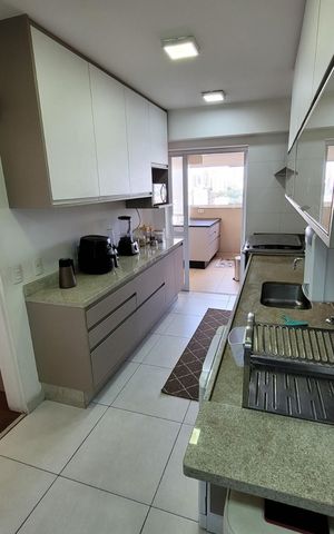 Apartamento para alugar com 149m², 3 quartos e 2 vagas Apartamento para alugar com 149m², 3 quartos e 2 vagasCozinha