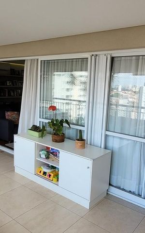 Apartamento para alugar com 149m², 3 quartos e 2 vagas Apartamento para alugar com 149m², 3 quartos e 2 vagasVaranda
