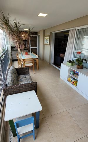 Apartamento para alugar com 149m², 3 quartos e 2 vagas Apartamento para alugar com 149m², 3 quartos e 2 vagasVaranda