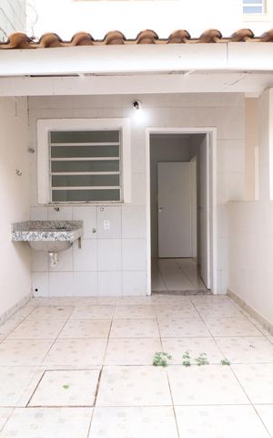 Casa de condomínio para alugar com 100m², 3 quartos e 2 vagasÁrea de Serviço