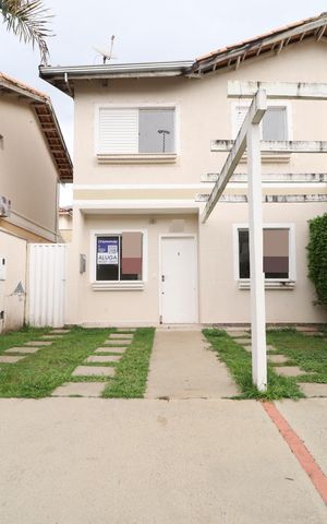 Casa de condomínio para alugar com 100m², 3 quartos e 2 vagasPlaquinha
