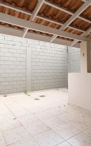 Casa de condomínio para alugar com 100m², 3 quartos e 2 vagasVaranda