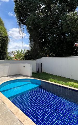 Apartamento à venda com 65m², 2 quartos e 1 vaga Apartamento à venda com 65m², 2 quartos e 1 vagaPiscina