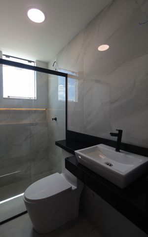 Apartamento à venda com 65m², 2 quartos e 1 vagaBanheiro da Suite