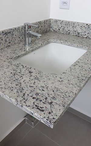 Apartamento à venda com 80m², 2 quartos e 1 vagaBanheiro da Suíte 2