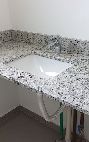 Apartamento à venda com 80m², 2 quartos e 1 vagaBanheiro da Suíte 1