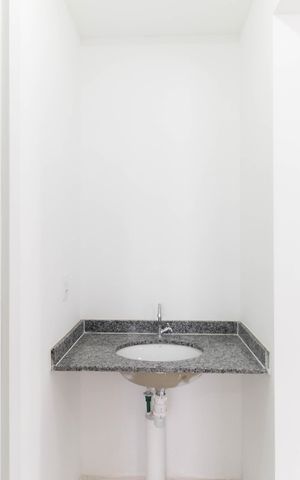 Apartamento à venda com 42m², 2 quartos e sem vaga Apartamento à venda com 42m², 2 quartos e sem vagaBanheiro