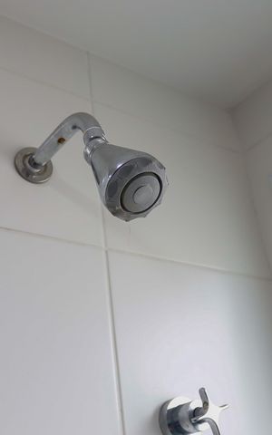 Apartamento à venda com 46m², 2 quartos e 1 vaga Apartamento à venda com 46m², 2 quartos e 1 vagaBanheiro