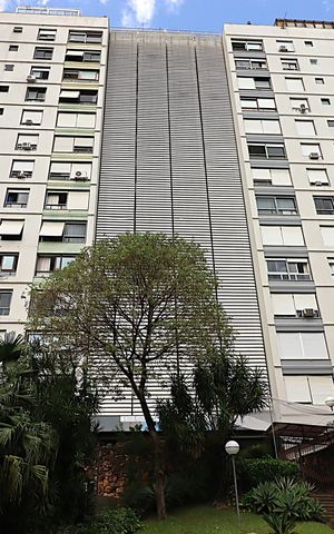 Apartamento para alugar com 224m², 2 quartos e 2 vagasFachada do Prédio