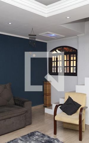 Casa à venda com 350m², 4 quartos e 3 vagasSala