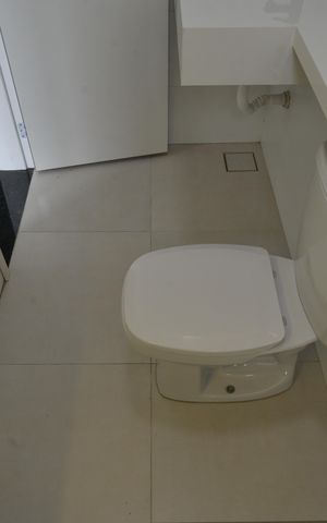 Casa à venda com 155m², 3 quartos e 3 vagasBanheiro da Suite 1