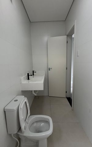 Casa à venda com 155m², 3 quartos e 3 vagas Casa à venda com 155m², 3 quartos e 3 vagasBanheiro da Suíte 3