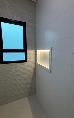 Casa à venda com 155m², 3 quartos e 3 vagas Casa à venda com 155m², 3 quartos e 3 vagasBanheiro da Suíte 2