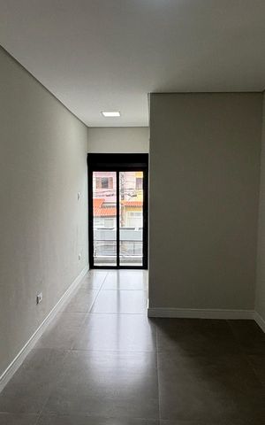 Casa à venda com 155m², 3 quartos e 3 vagas Casa à venda com 155m², 3 quartos e 3 vagasSuite 1