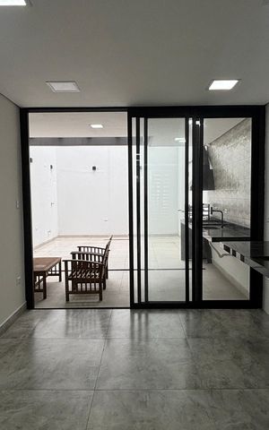 Casa à venda com 155m², 3 quartos e 3 vagas Casa à venda com 155m², 3 quartos e 3 vagasCozinha
